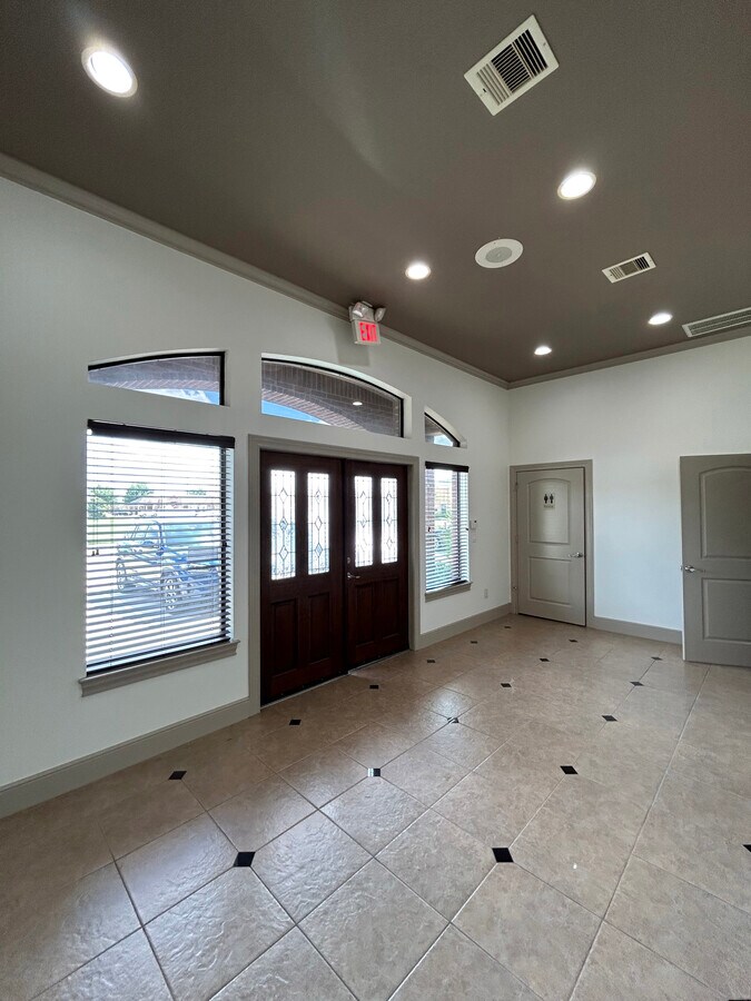 21368 Provincial Blvd, Katy, TX 77450 2000 sf Office/Condo for Sale Katy