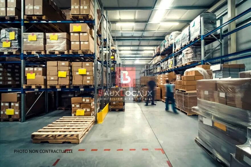 Flex in Lançon-Provence for lease - Interior Photo - Image 3 of 3