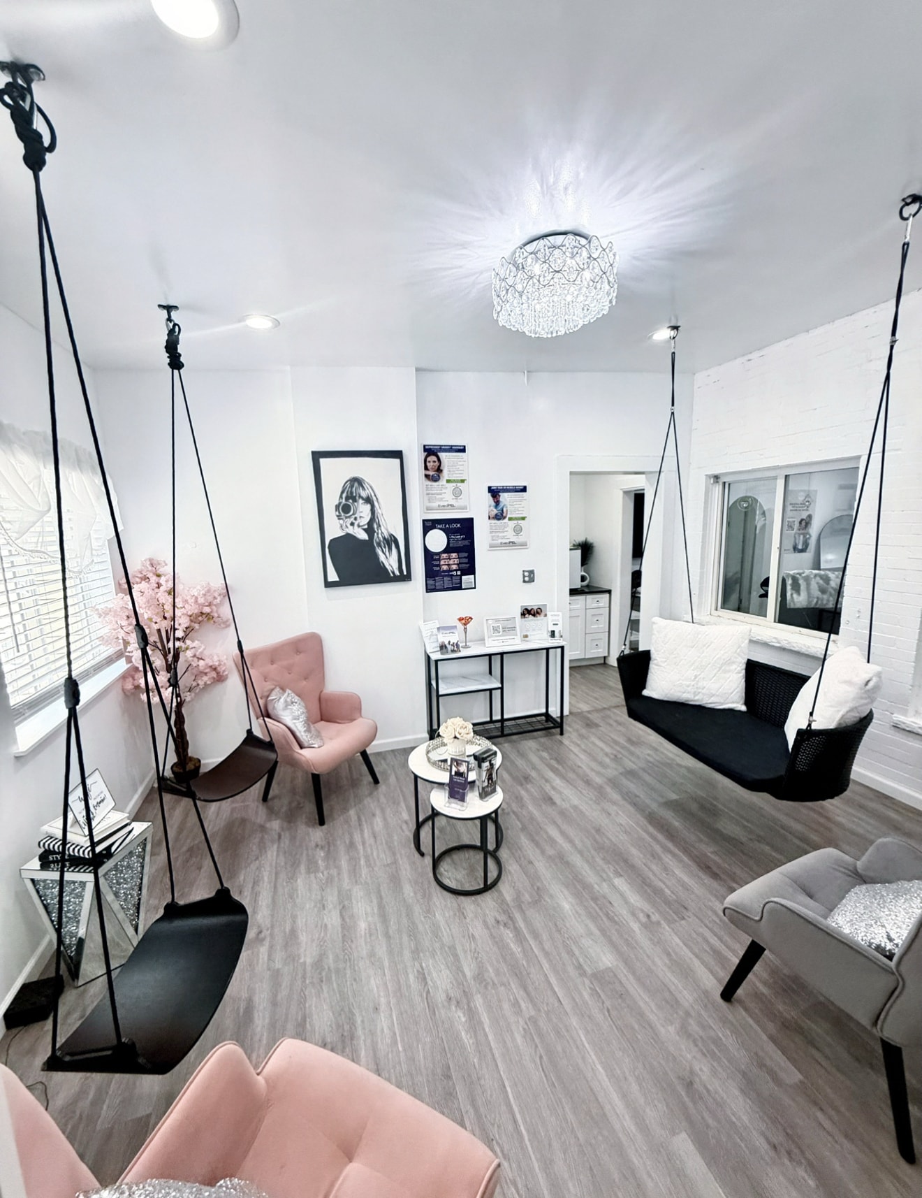 2871-2875 N Speer Blvd, Denver, CO for lease Interior Photo- Image 1 of 3