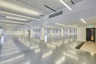 Drapers Court, Kingston Upon Thames for lease Interior Photo- Image 1 of 2