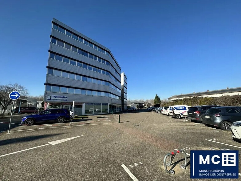 Office in Strasbourg for sale - Building Photo - Image 1 of 11