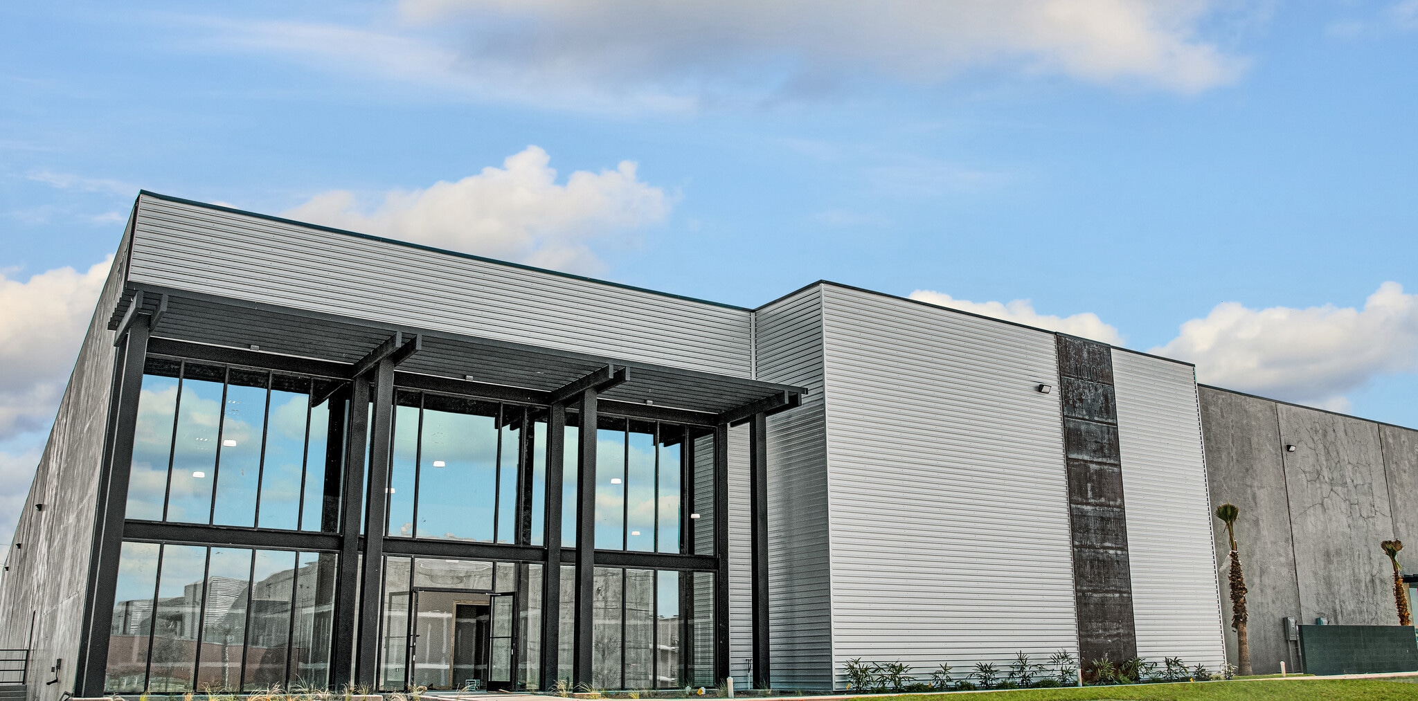 7917 S 23RD ST, McAllen, TX for lease Building Photo- Image 1 of 7