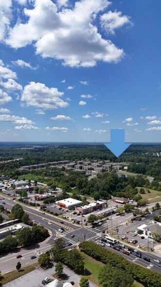 246 Lake Street, Auburn, AL for sale - Building Photo - Image 2 of 6