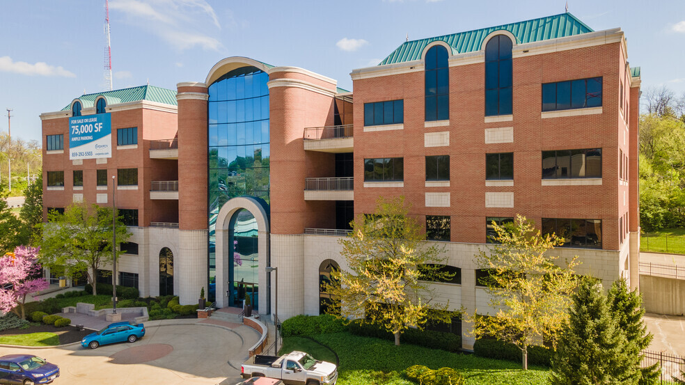 2090 Florence Ave, Cincinnati, OH for lease - Building Photo - Image 1 of 4