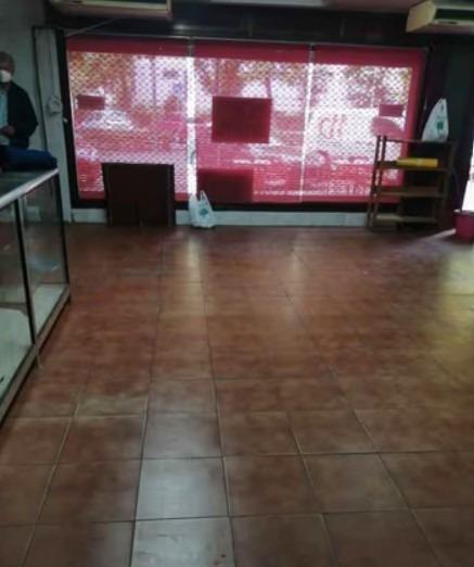 Retail in Cáceres, Cáceres for lease - Building Photo - Image 3 of 5