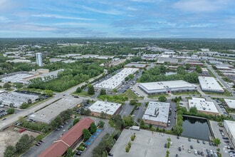 7501 S Quincy St, Willowbrook, IL - AERIAL  map view - Image1