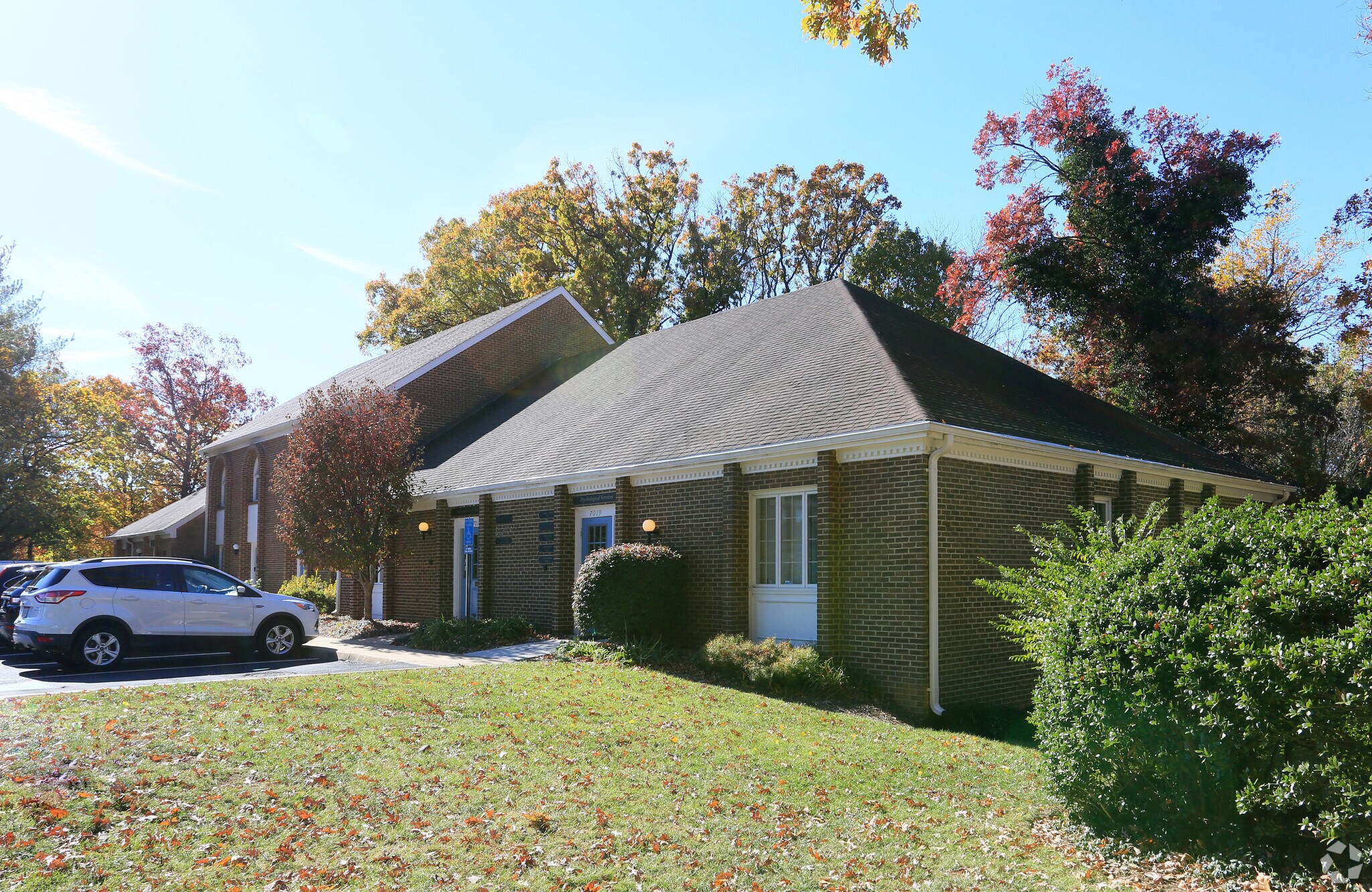 7019 Backlick Ct, Springfield, VA for sale Primary Photo- Image 1 of 1