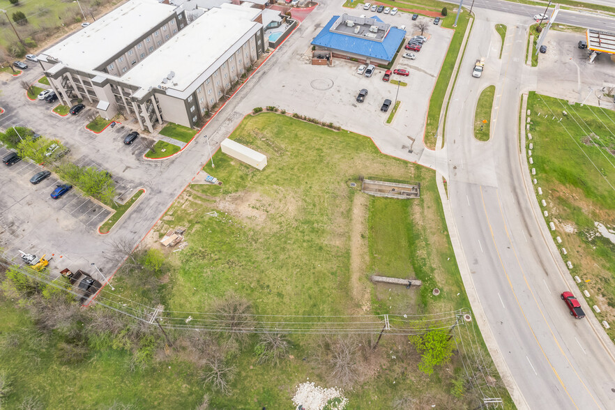 350 Chisholm Pkwy, Round Rock, TX for sale - Primary Photo - Image 1 of 15