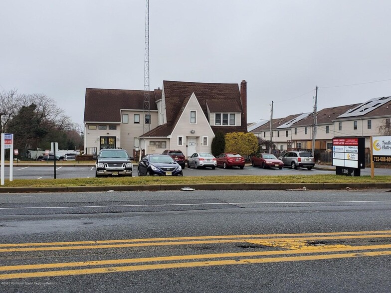 1306 River Ave, Lakewood, NJ for sale - Building Photo - Image 3 of 3