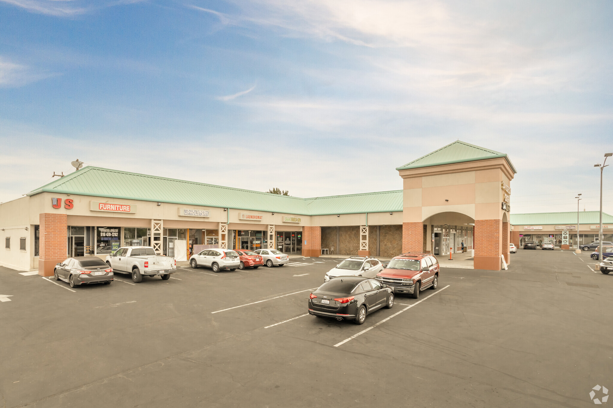 2711 El Camino Ave, Sacramento, CA 95821 - Retail for Lease | LoopNet.com