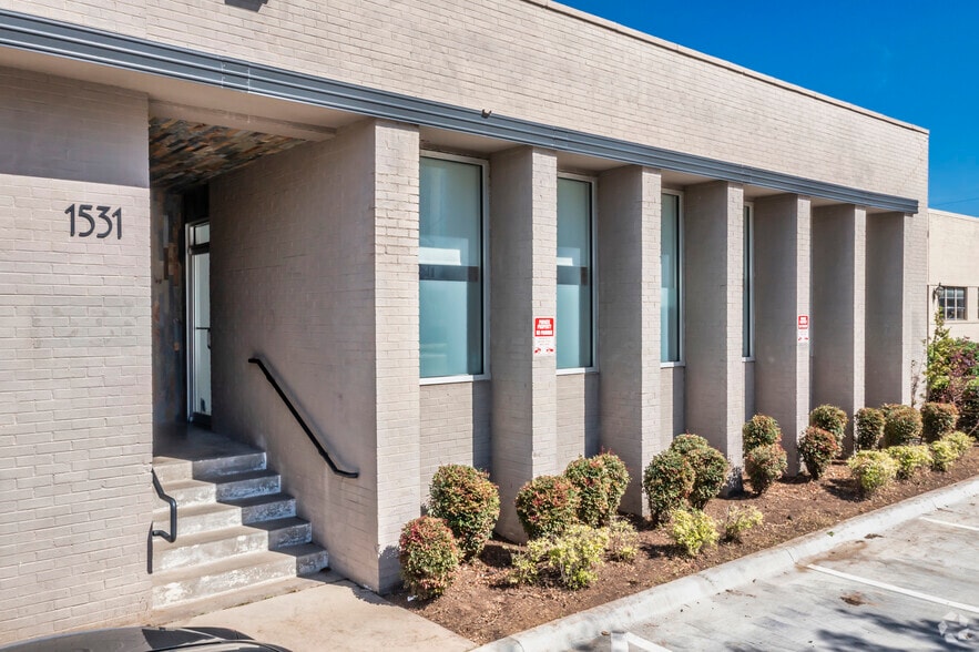 1531 Edison St, Dallas, TX for lease - Building Photo - Image 2 of 7