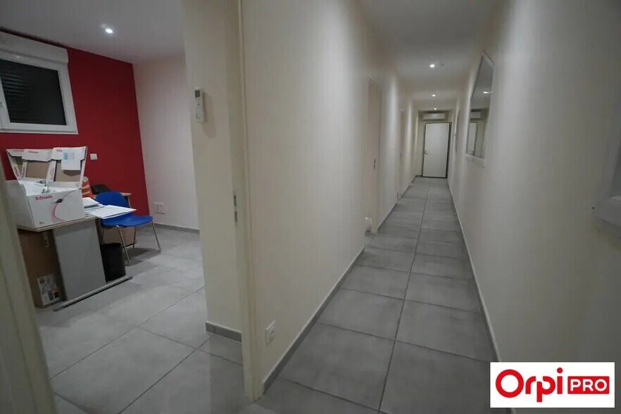 Flex in Quetigny for sale - Building Photo - Image 3 of 9