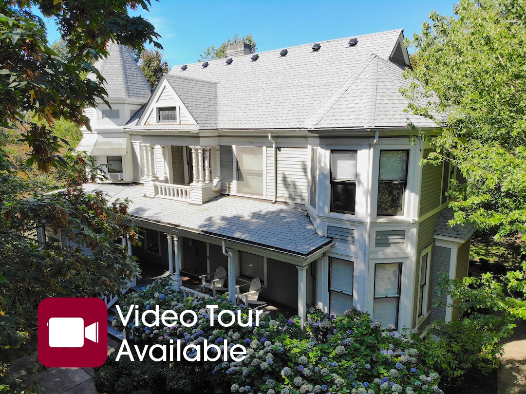 4891 Willamette Falls Dr, West Linn, OR for sale Building Photo- Image 1 of 1