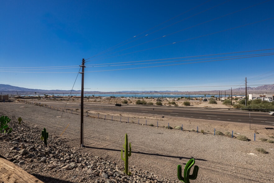 921 Lake Havasu Ave N, Lake Havasu City, AZ for sale - Building Photo - Image 3 of 15