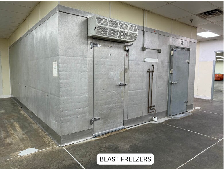 2500 Freedland Rd, Hermitage, PA for sale - Building Photo - Image 3 of 24