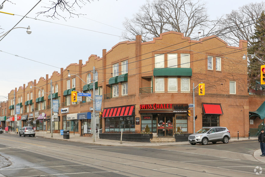 2138-2148 Queen St, Toronto, ON for lease - Building Photo - Image 1 of 5