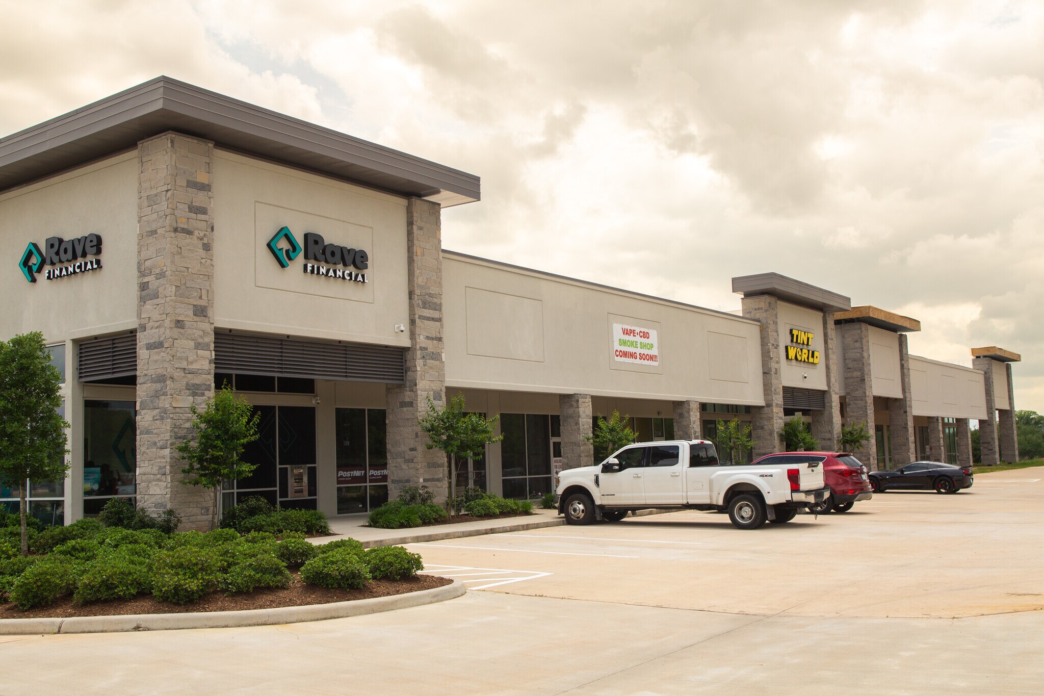 680 N FM 3083 Rd W, Conroe, TX for lease Building Photo- Image 1 of 16