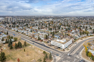 8700-8704 Meadowlark Rd NW, Edmonton, AB - aerial  map view - Image1