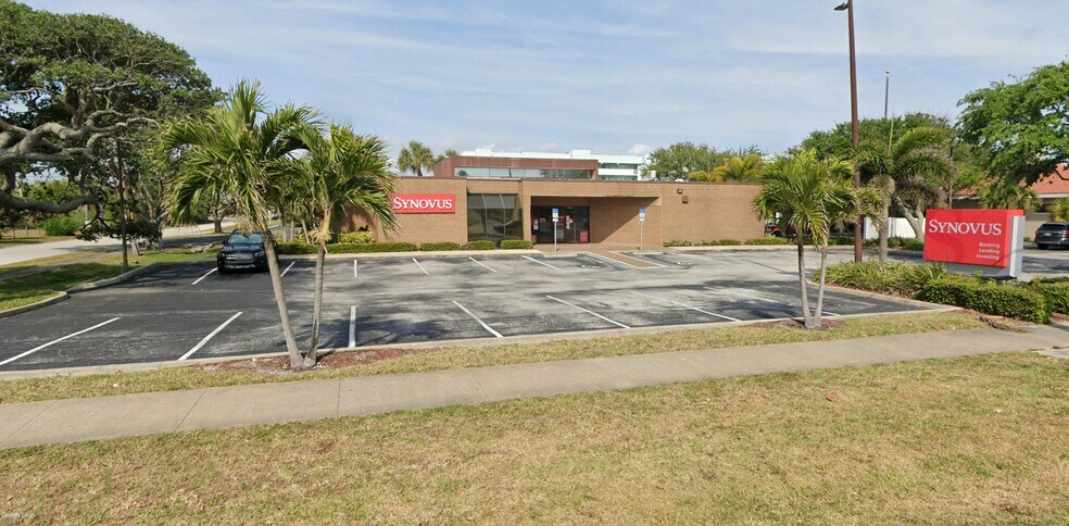 1701 N Atlantic Ave, Cocoa Beach, FL for sale - Building Photo - Image 1 of 1