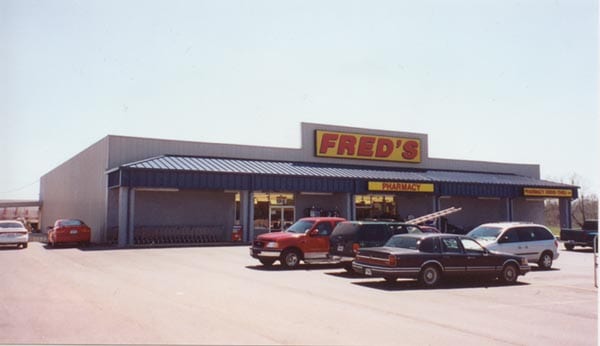 534 N Military St, Loretto, TN for lease - Primary Photo - Image 2 of 3