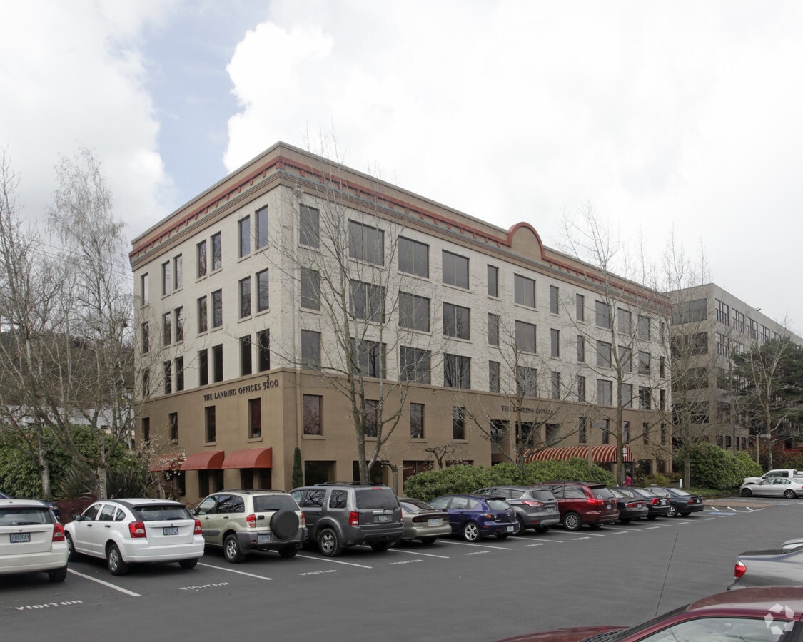 5200 SW Macadam Ave, Portland, OR 97239 Landing Building