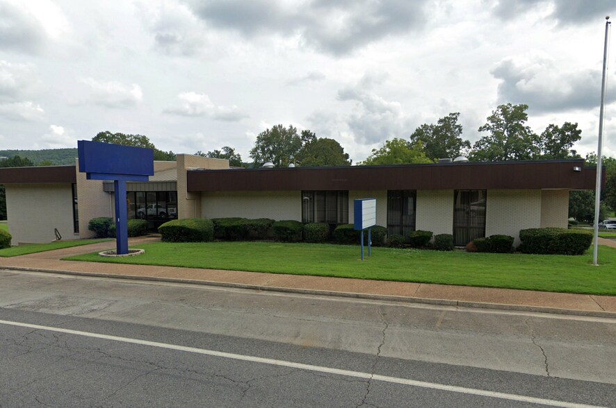 821 W Main St, Heber Springs, AR for sale - Primary Photo - Image 1 of 1