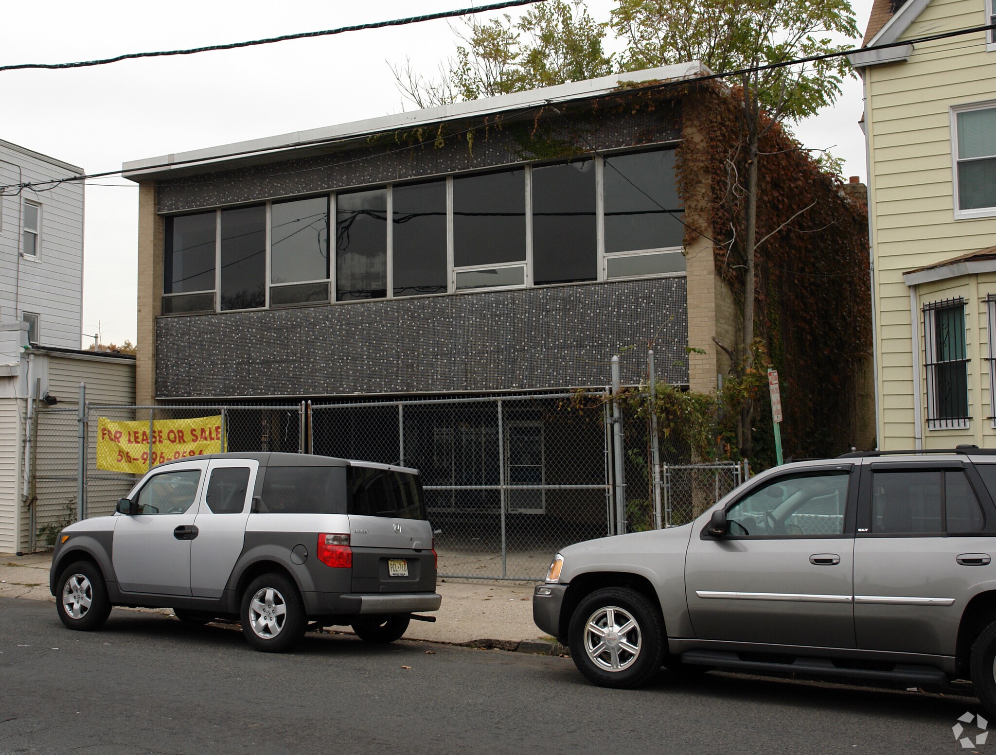 87 Maple Ave, Irvington, NJ for sale Primary Photo- Image 1 of 1