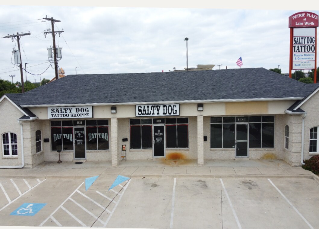 3930 Jim Wright Fwy, Lake Worth, TX for sale Primary Photo- Image 1 of 1