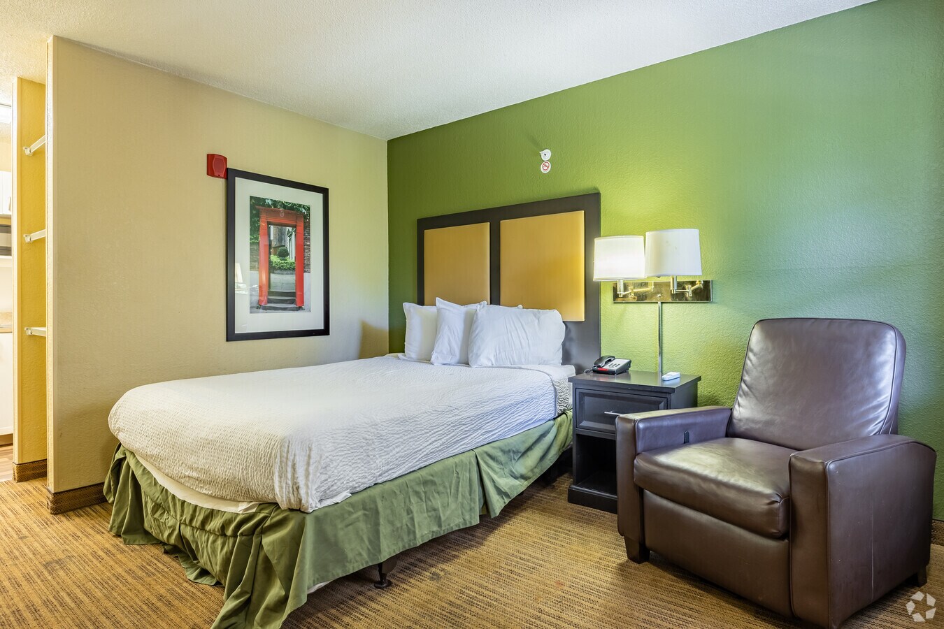 5020 Armour Rd, Columbus, GA 31904