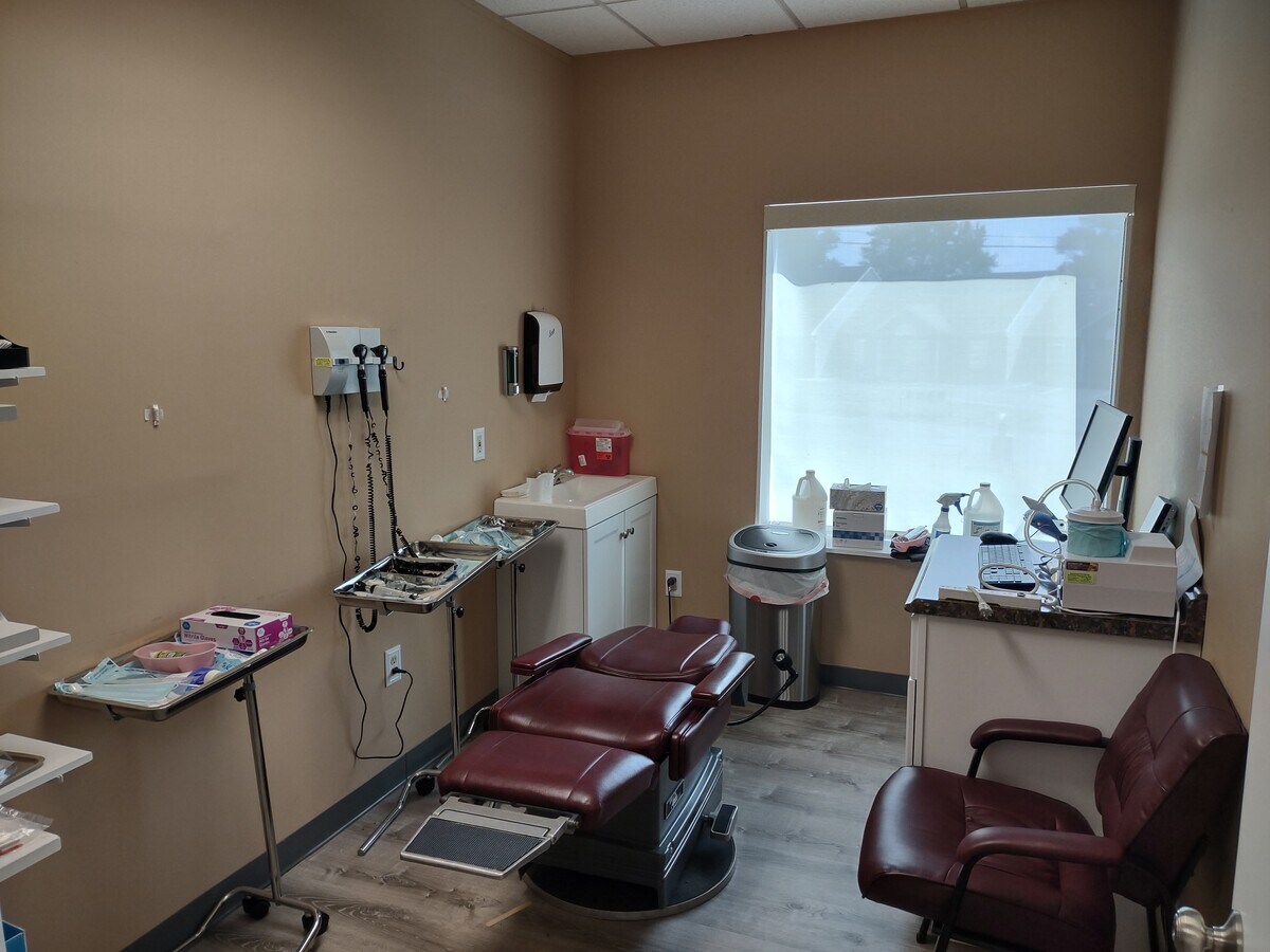 1524 Route 9, Clifton Park, NY 12065