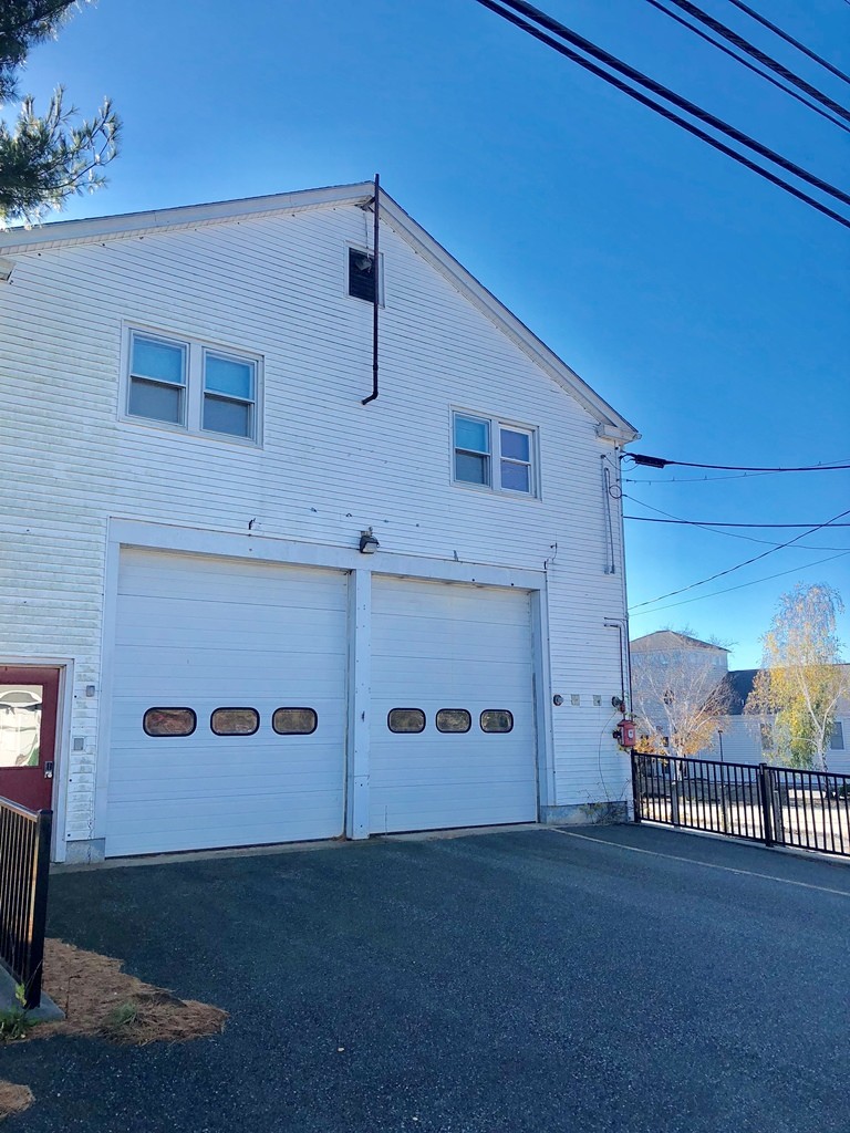 13 Fort Hill Rd, Groton, CT for sale Building Photo- Image 1 of 1