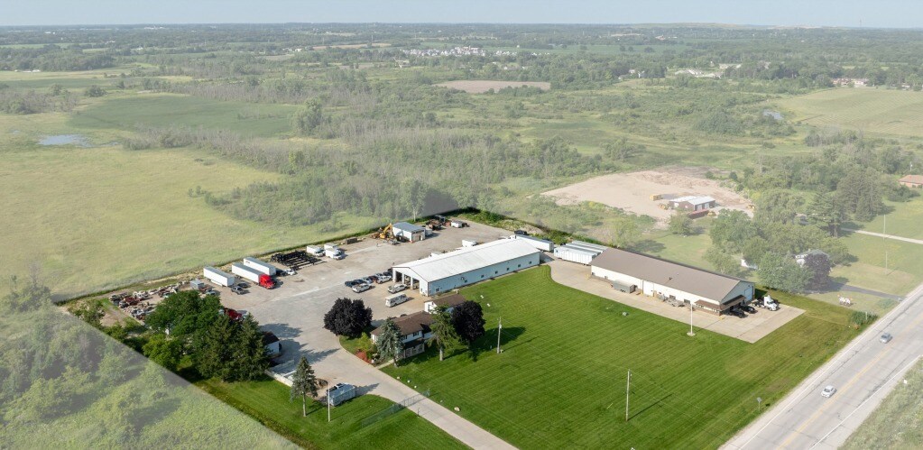 6701-6705 W Ryan Rd, Franklin, WI for sale Building Photo- Image 1 of 1