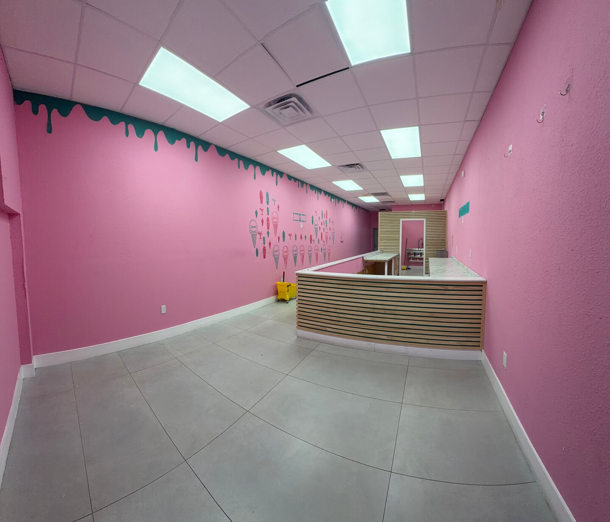 1400-1406 NW 119th St, Miami, FL for lease Interior Photo- Image 1 of 9