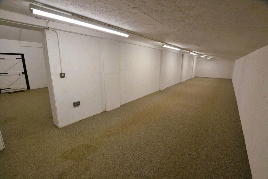1 Walkern Hall, Walkern for lease - Interior Photo - Image 3 of 4