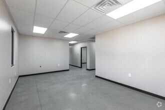 3717 S County Rd 1232, Midland, TX for lease Interior Photo- Image 2 of 8