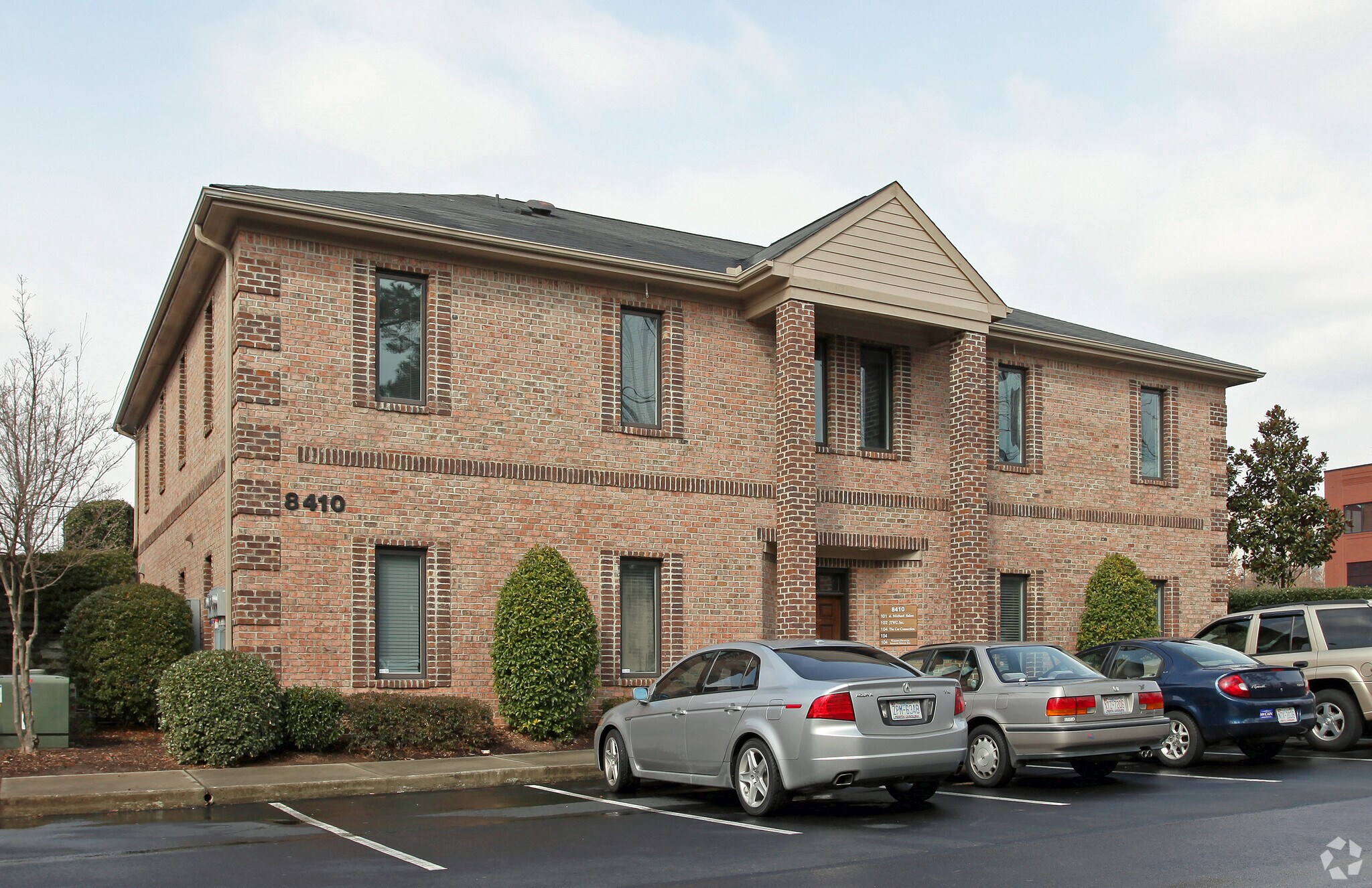 8410 Six Forks Rd, Raleigh, NC for sale Primary Photo- Image 1 of 1