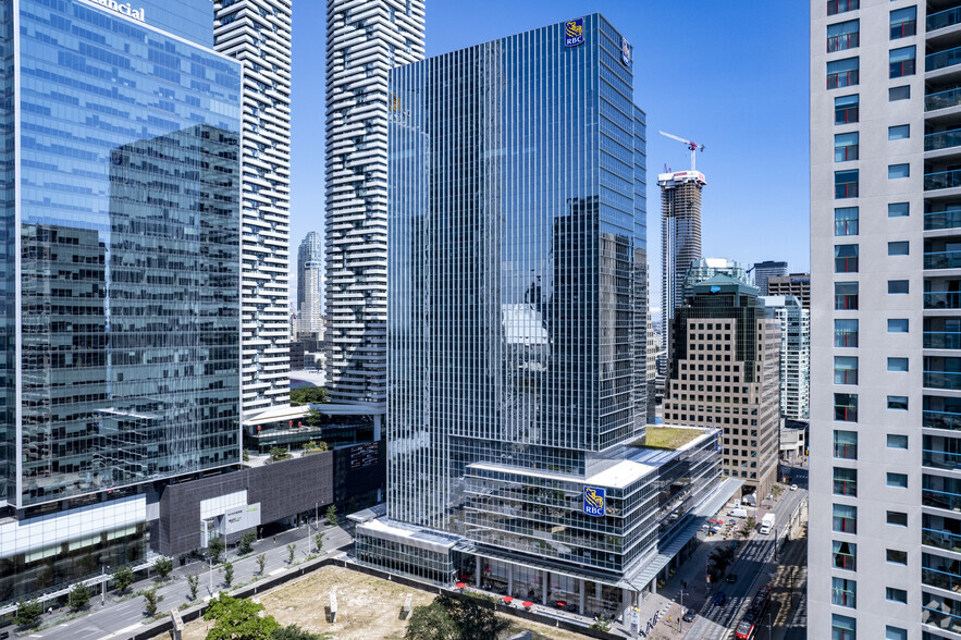 88 Queens Quay W, Toronto, ON M5J 1B7 - RBC Waterpark Place / 85 ...