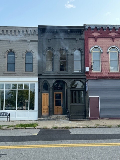 428 Pennsylvania Ave W, Warren, PA for lease Building Photo- Image 1 of 17