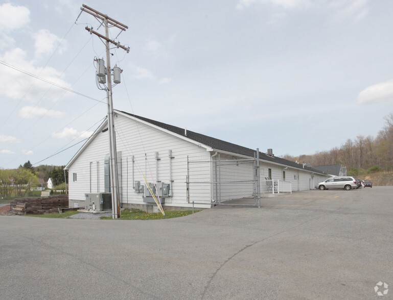 136 Jaycee Dr, Johnstown, PA for lease - Building Photo - Image 2 of 2