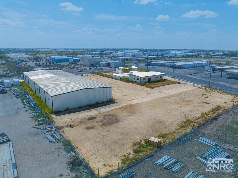 2614 Flynt, Midland, TX for lease - Building Photo - Image 3 of 15