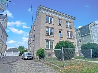 More details for 66 Standish St, Hartford, CT - Multifamily for Sale