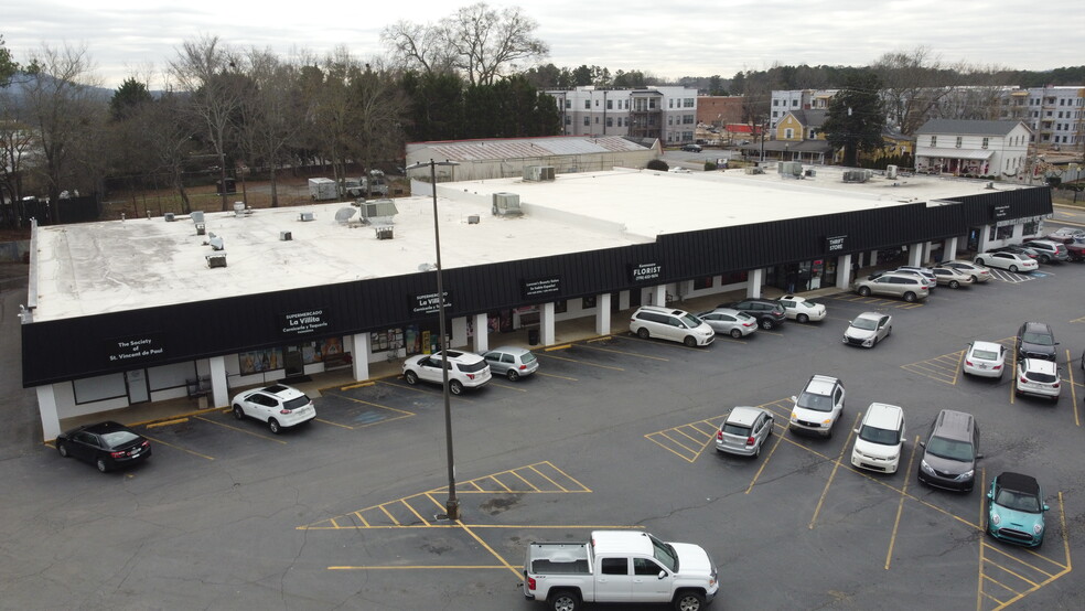 2718-2734 Summers St, Kennesaw, GA for lease - Building Photo - Image 1 of 6