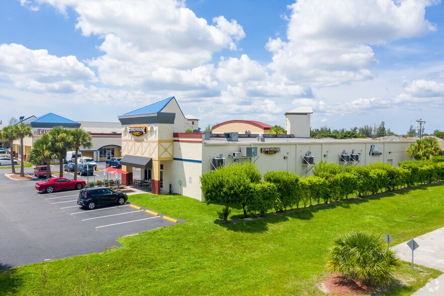 2612 Santa Barbara Blvd, Cape Coral, FL for sale - Building Photo - Image 1 of 1