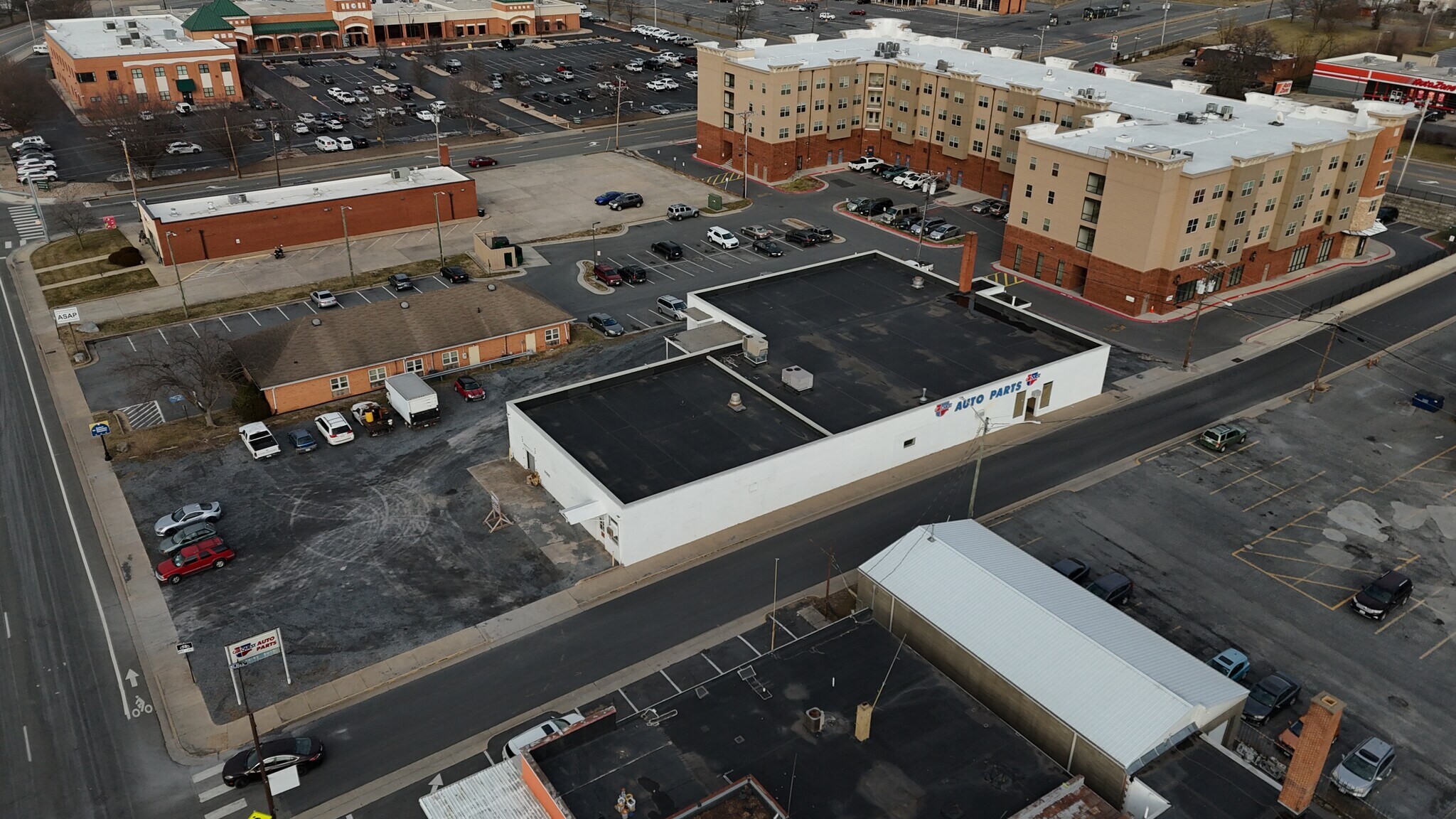 60 E Rock St, Harrisonburg, VA for sale Primary Photo- Image 1 of 37