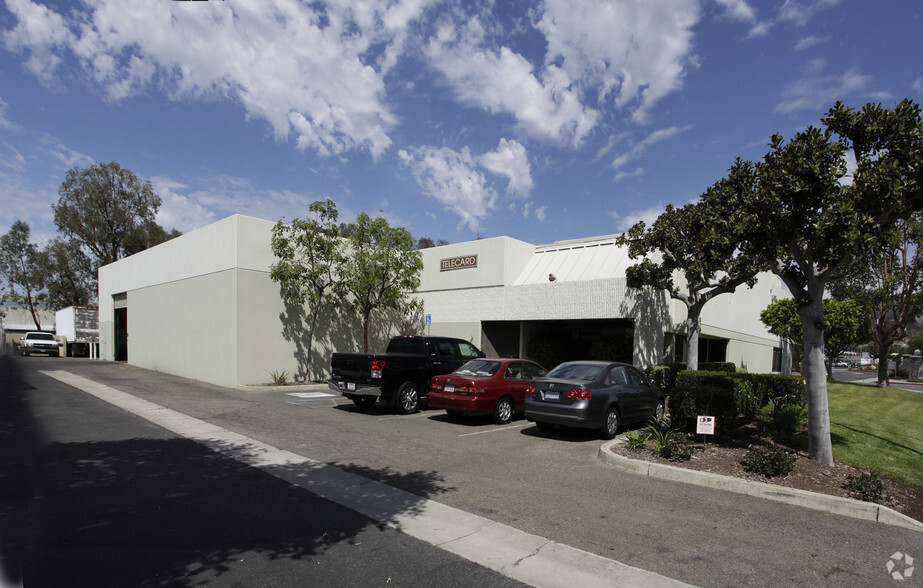 180 Vallecitos De Oro, San Marcos, CA for lease - Building Photo - Image 1 of 7