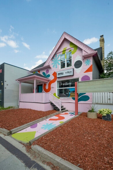 214 Osborne St, Winnipeg, MB for lease - Building Photo - Image 2 of 2