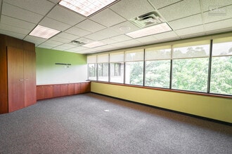 101 Hillpointe Dr, Canonsburg, PA for lease Interior Photo- Image 1 of 7