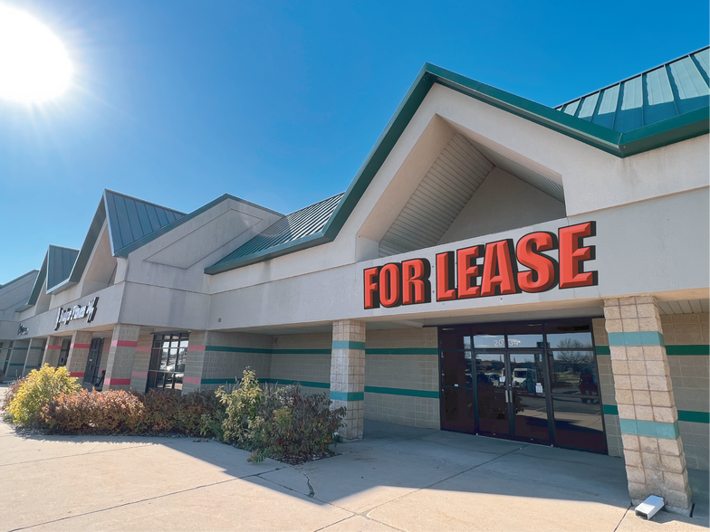 2040 S Stoughton Rd, Madison, WI for sale - Building Photo - Image 1 of 1
