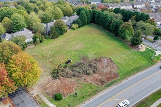 18620 W Catawba Ave, Cornelius, NC - aerial  map view - Image1