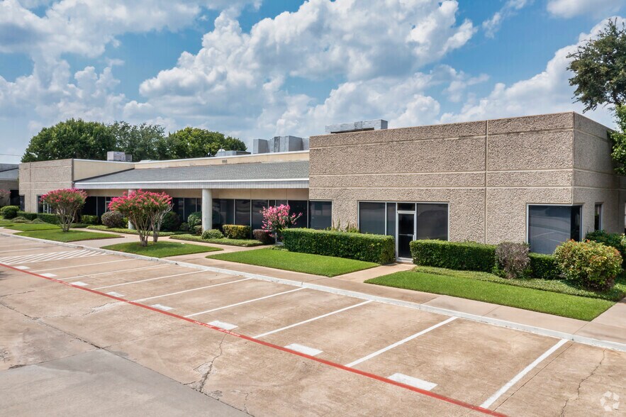 801 Alpha Dr, Richardson, TX 75081